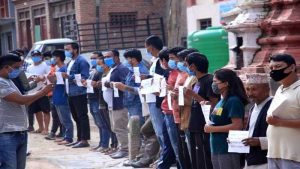 पक्राउ परेकाहरुको रिहाइको माग गर्न उत्रिए युवा सडकमा