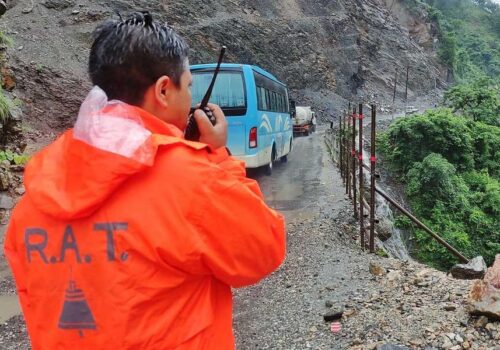 सडक जाम खुलाउन रास्वपा चाहिँदैन, राज्य सक्षम छ : चितवन प्रशासन