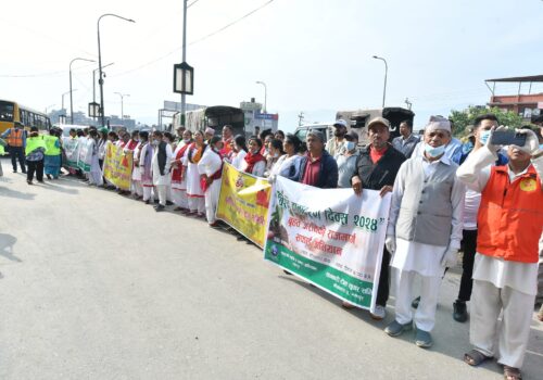 ओलीले गरे वृहत अरनिको राजमार्ग सफाई अभियानको थालनी